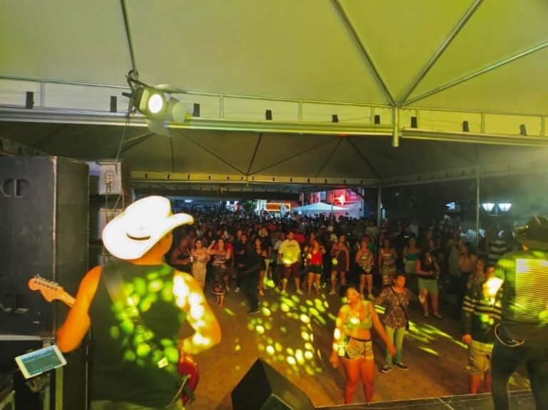 WhatsApp Image 2025-10-14 at 20.15.48 (2)